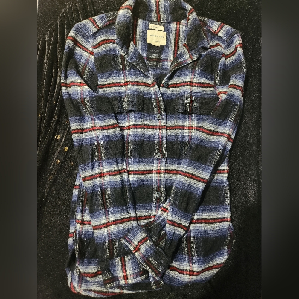 American Eagle flannel size small